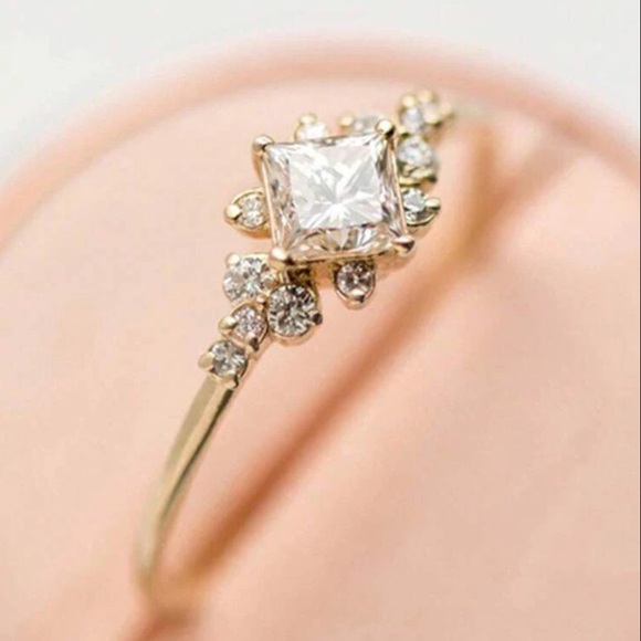 Gold Plated Cubic Zirconia Ring - Picture 4 of 7